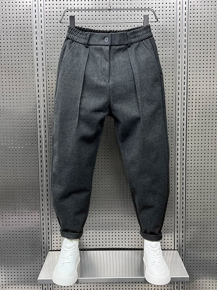 Aldwick | Men's Relaxed Fit Pleated Dress Pants