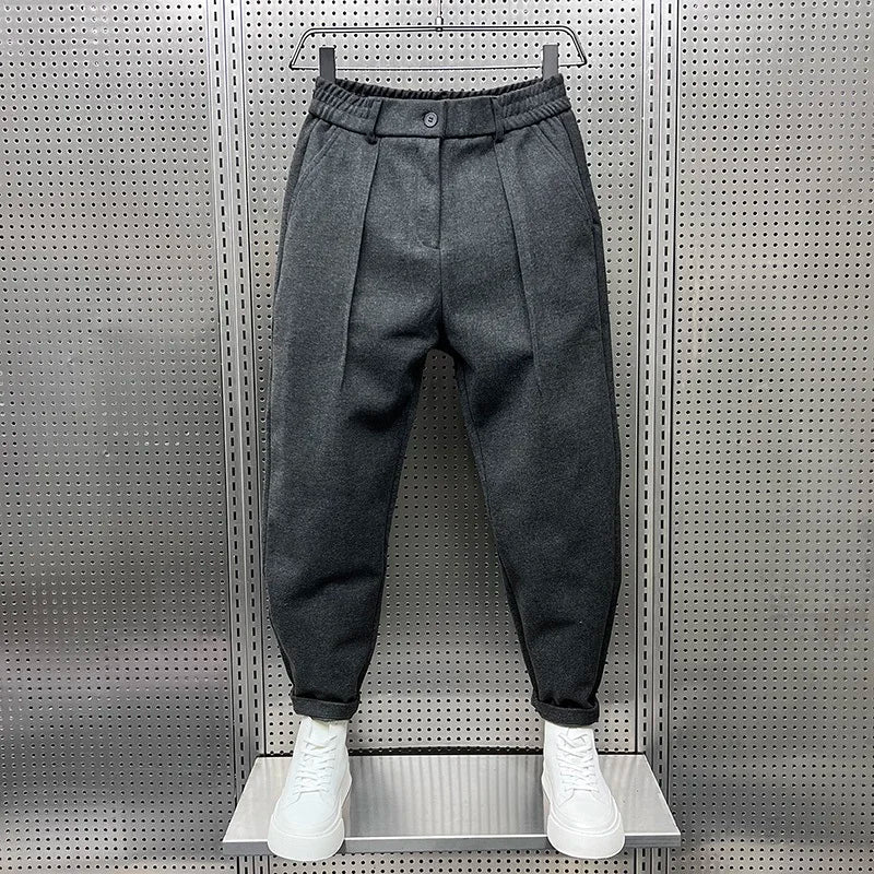 Aldwick | Men's Relaxed Fit Pleated Dress Pants